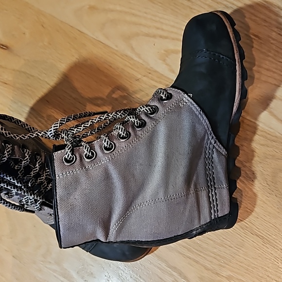 Sorel Women's PDX Boot Size 8 Wedge Heel Lace Up Bootie Black Leather Tan Canvas - Picture 4 of 7
